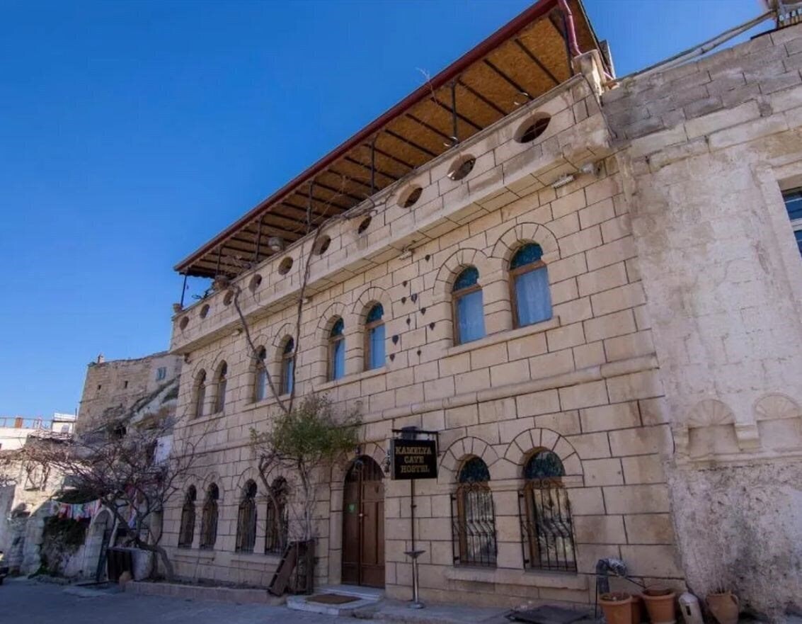 Kamelya Cave Hostel (ex. Pilot Inn Cave & Hotel) 2* қонақ үйі